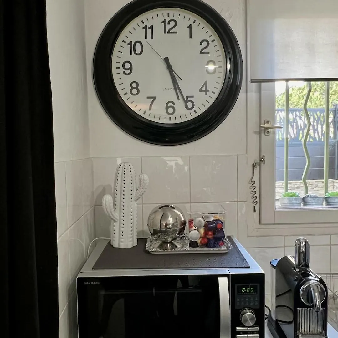 Maison De Charme Idealement Situee Cannes