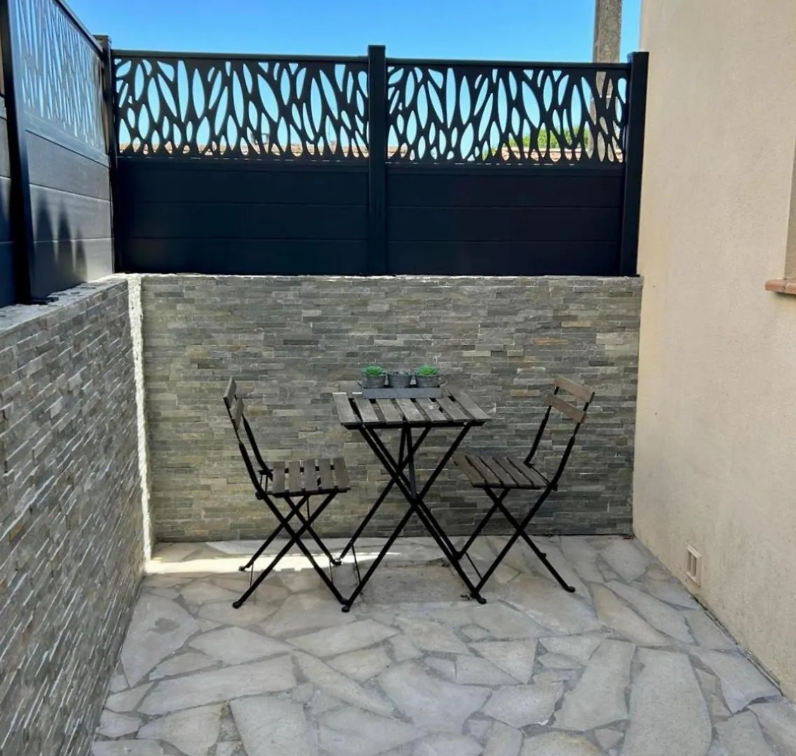 شقة Maison De Charme Idealement Situee كان